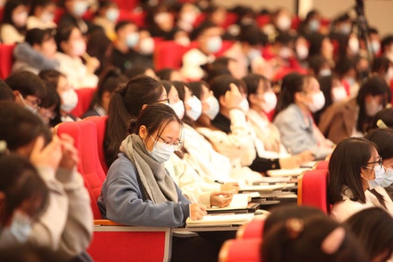 英国上市公司365