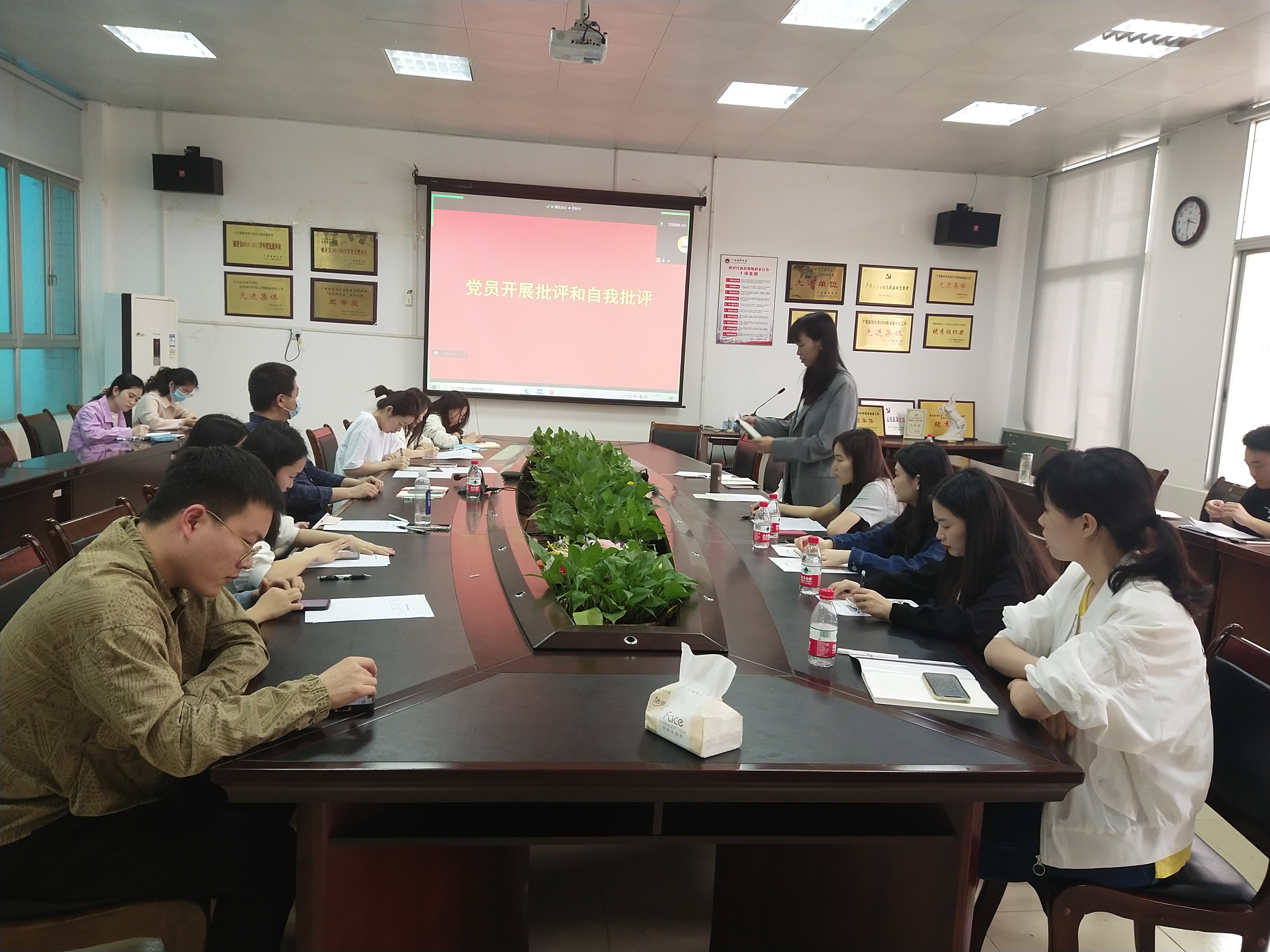 英国上市公司365