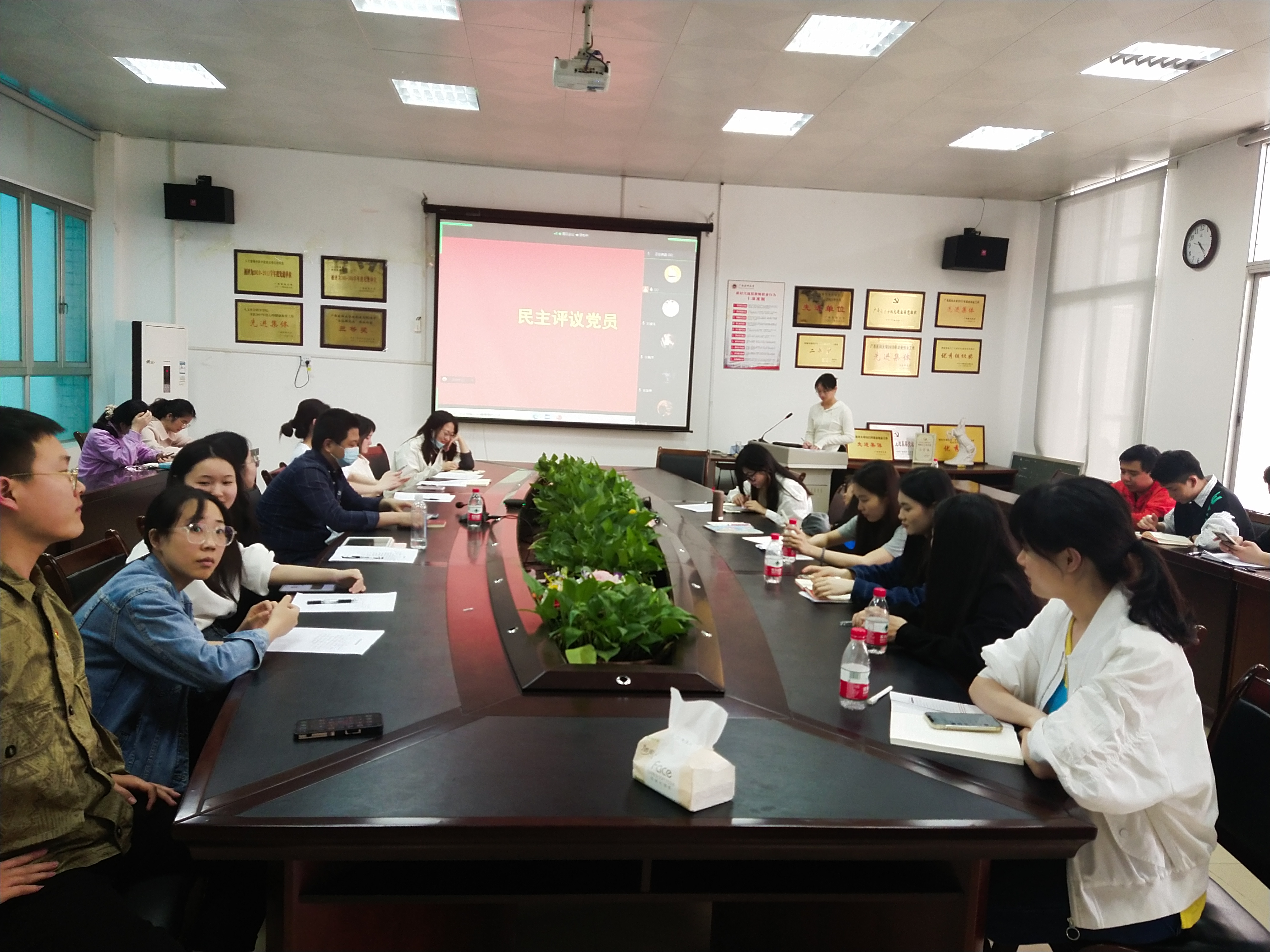 英国上市公司365