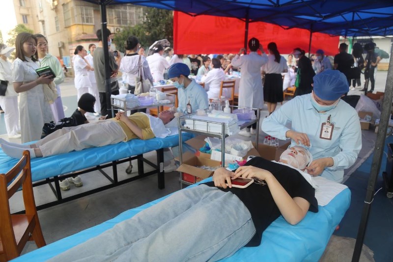 英国上市公司365