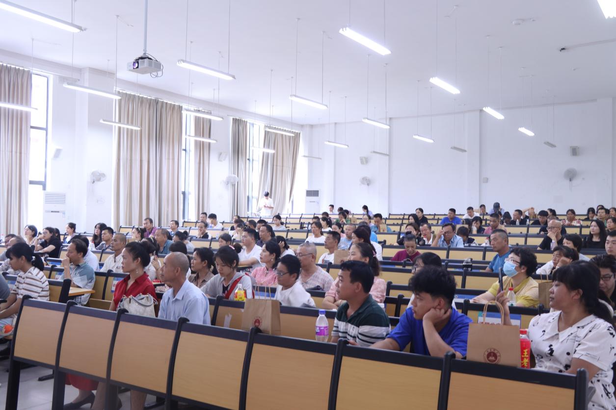 英国上市公司365