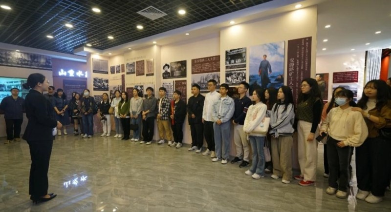 英国上市公司365