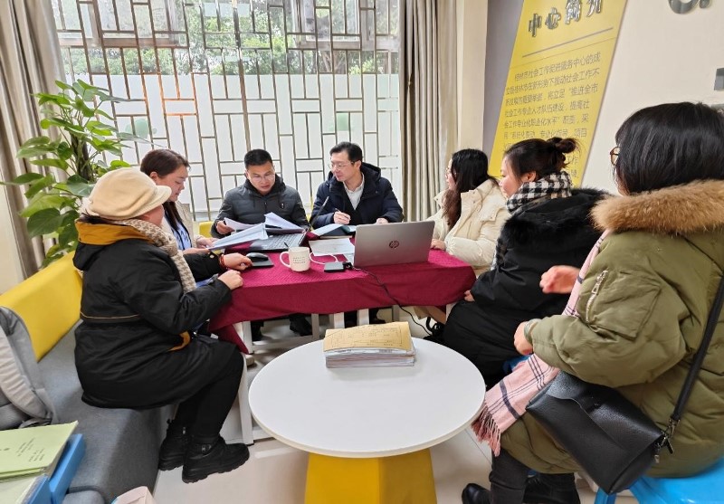 英国上市公司365