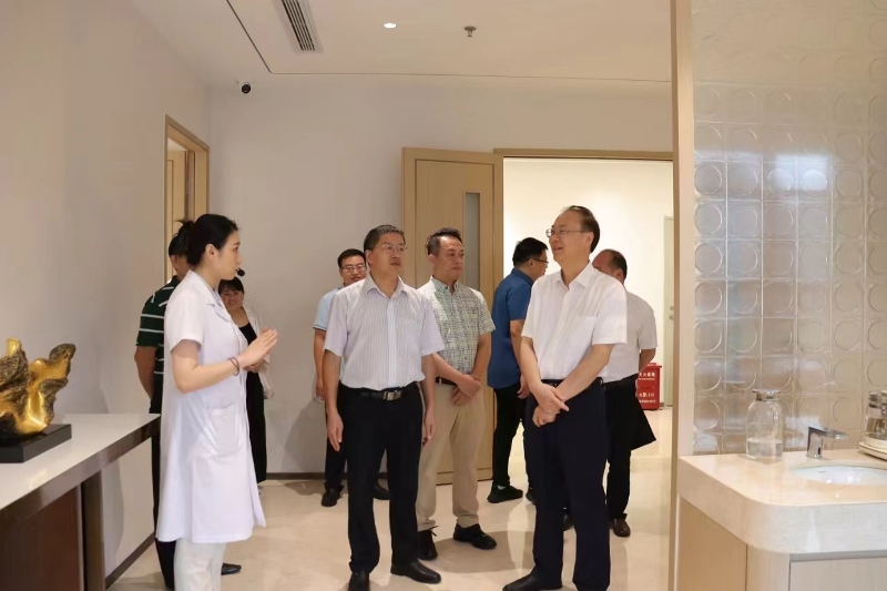 英国上市公司365