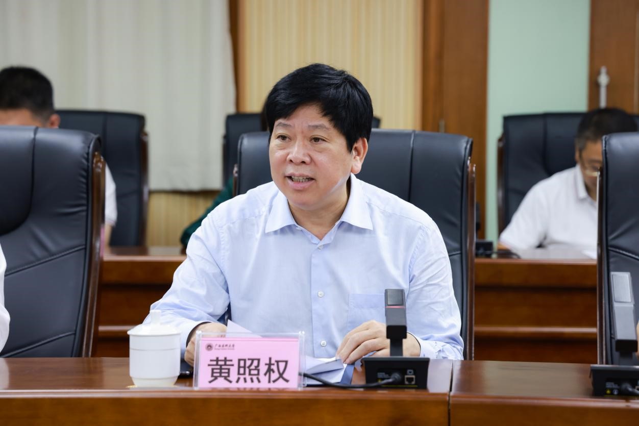 图3 英国上市公司365党委书记黄照权讲话.jpg 英国上市公司365