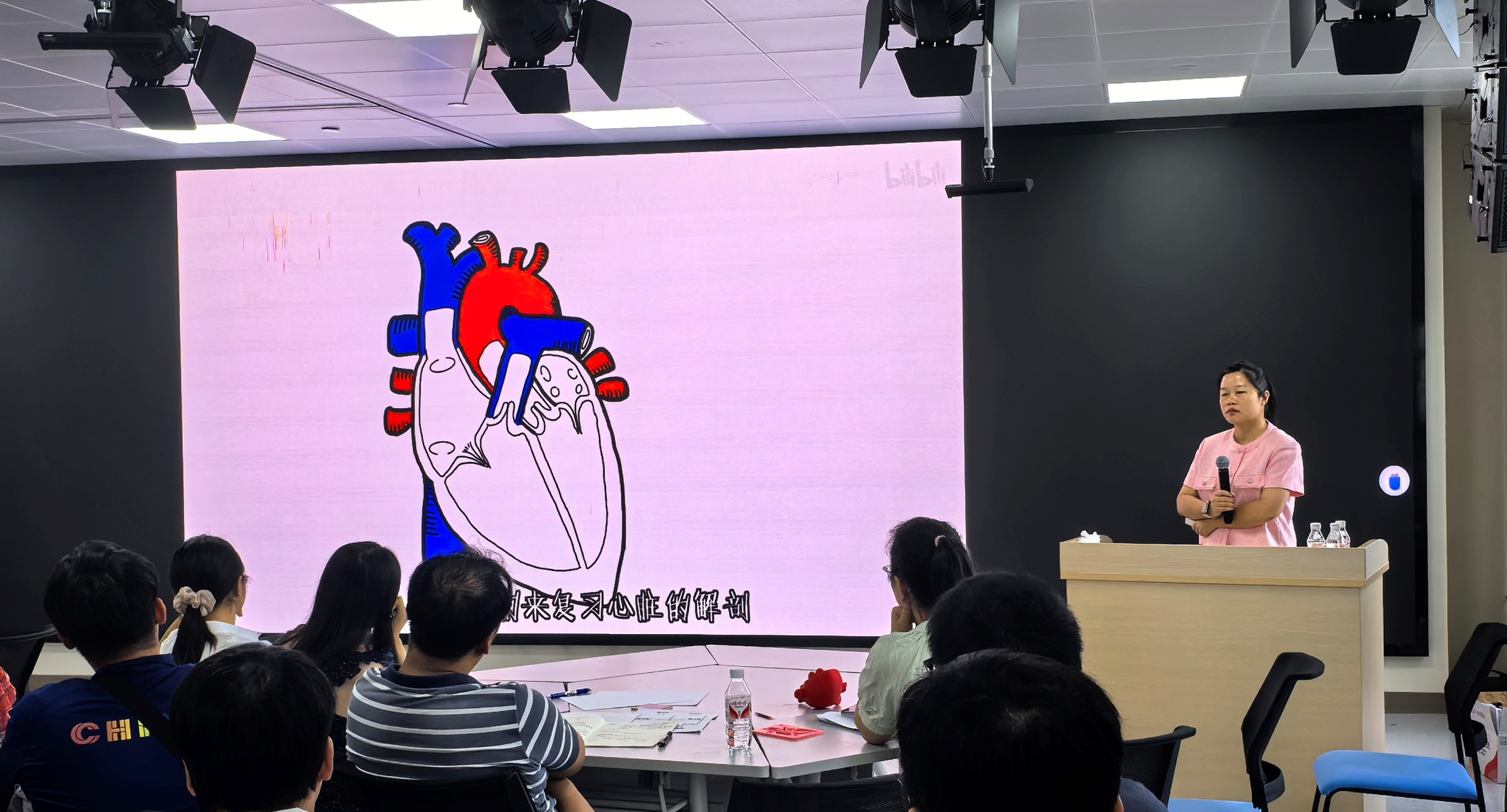 图2.jpg 英国上市公司365