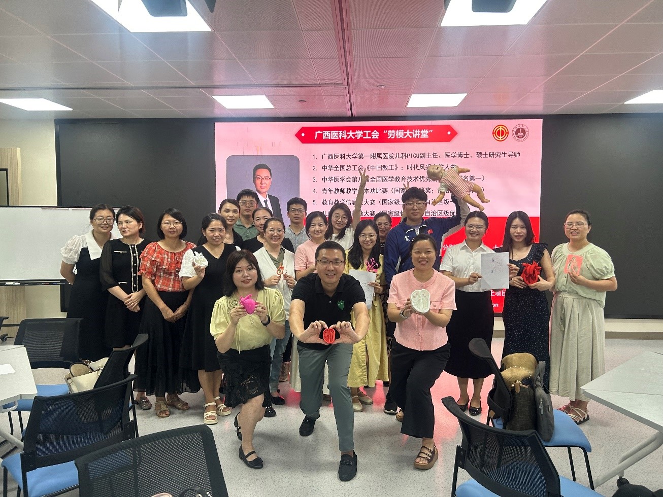 图5.jpg 英国上市公司365