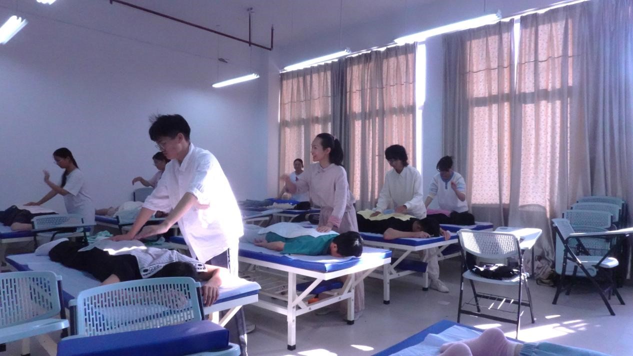 以身疗心6.jpg 英国上市公司365