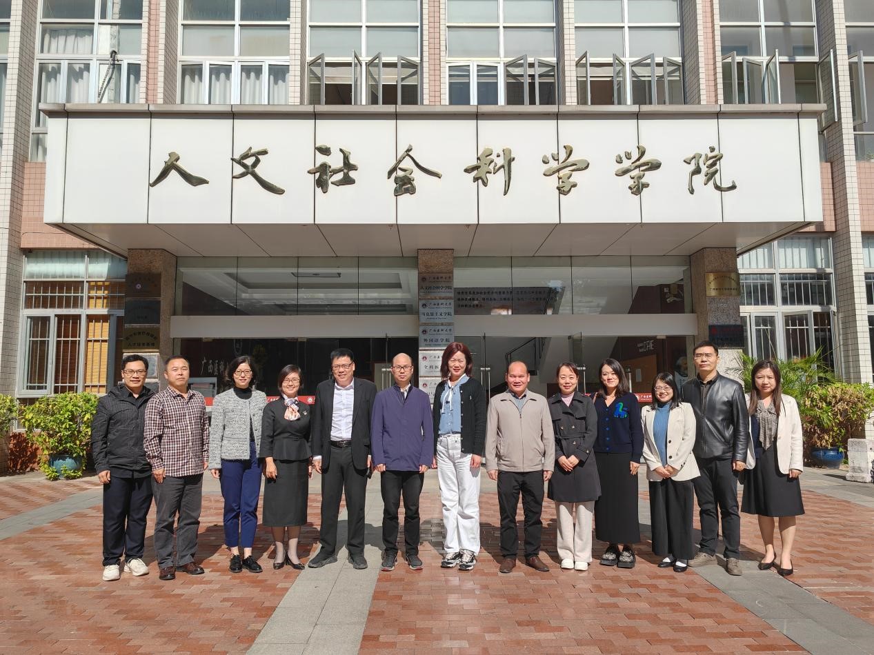 英国上市公司365